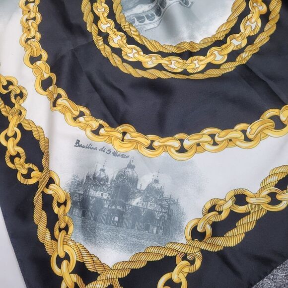 VINTAGE 80s scarf Venezia large chain souvenir print head‎ wrap black - Picture 6 of 8
